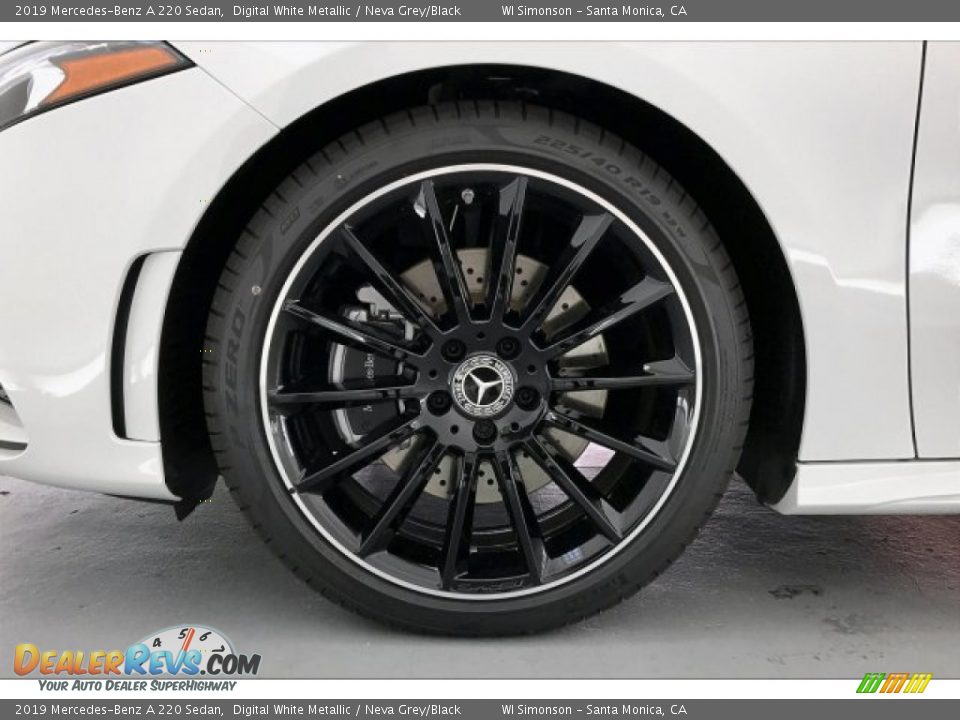 2019 Mercedes-Benz A 220 Sedan Digital White Metallic / Neva Grey/Black Photo #9