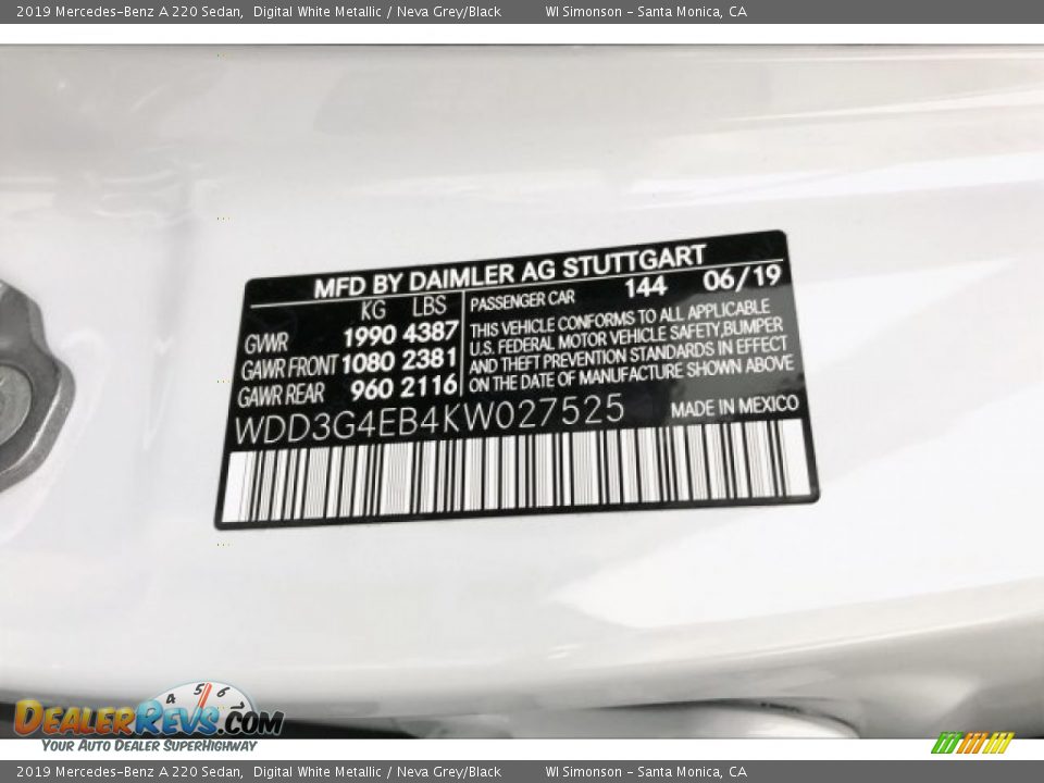 2019 Mercedes-Benz A 220 Sedan Digital White Metallic / Neva Grey/Black Photo #11