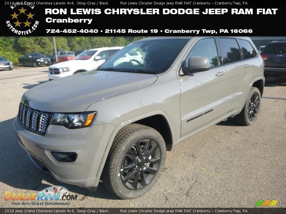 2019 Jeep Grand Cherokee Laredo 4x4 Sting-Gray / Black Photo #1