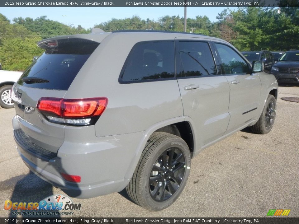 2019 Jeep Grand Cherokee Laredo 4x4 Sting-Gray / Black Photo #5