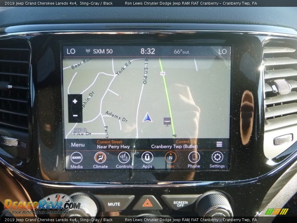 2019 Jeep Grand Cherokee Laredo 4x4 Sting-Gray / Black Photo #17