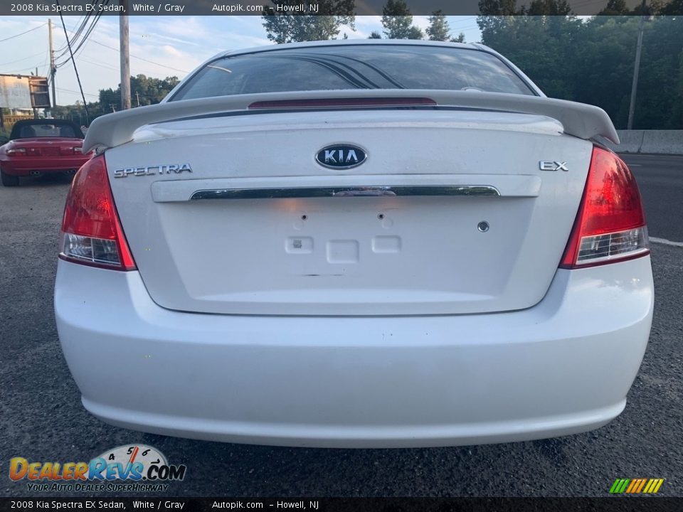 2008 Kia Spectra EX Sedan White / Gray Photo #3