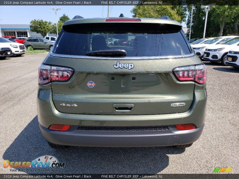 2019 Jeep Compass Latitude 4x4 Olive Green Pearl / Black Photo #5