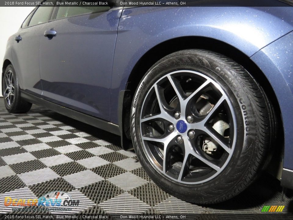 2018 Ford Focus SEL Hatch Blue Metallic / Charcoal Black Photo #4