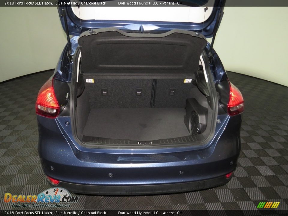 2018 Ford Focus SEL Hatch Blue Metallic / Charcoal Black Photo #13