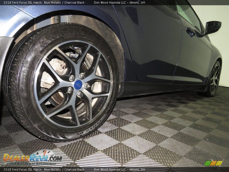 2018 Ford Focus SEL Hatch Blue Metallic / Charcoal Black Photo #16