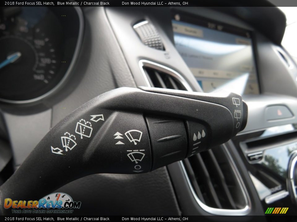 2018 Ford Focus SEL Hatch Blue Metallic / Charcoal Black Photo #31