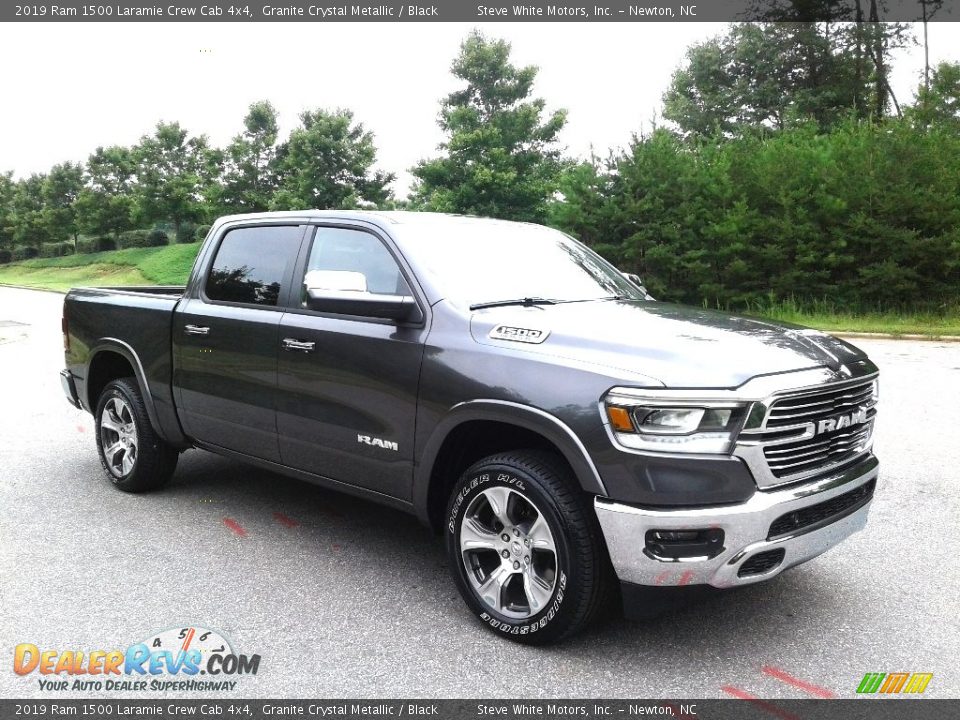 2019 Ram 1500 Laramie Crew Cab 4x4 Granite Crystal Metallic / Black Photo #4