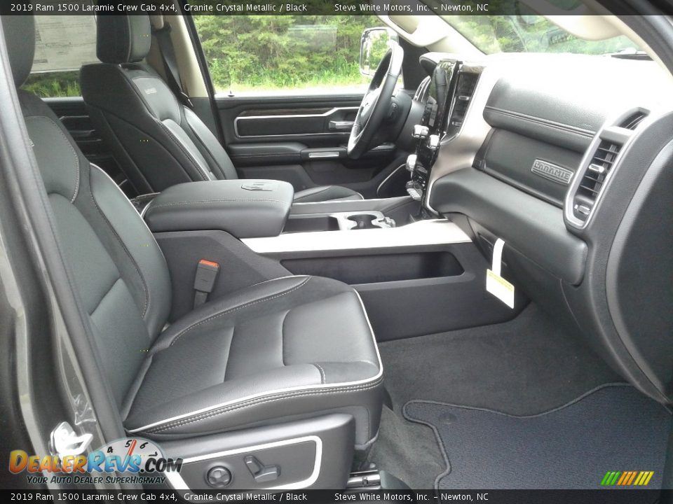 2019 Ram 1500 Laramie Crew Cab 4x4 Granite Crystal Metallic / Black Photo #13