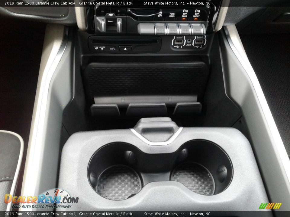 2019 Ram 1500 Laramie Crew Cab 4x4 Granite Crystal Metallic / Black Photo #27