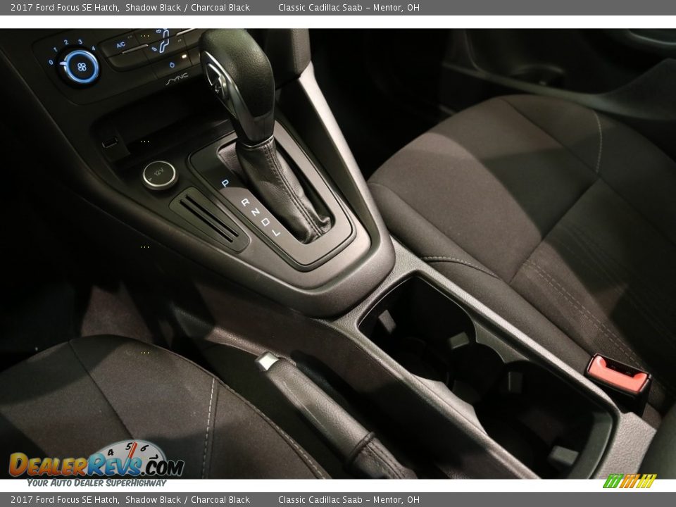 2017 Ford Focus SE Hatch Shadow Black / Charcoal Black Photo #12