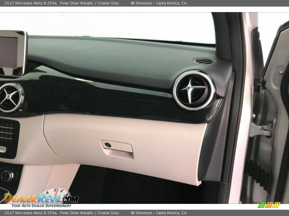2017 Mercedes-Benz B 250e Polar Silver Metallic / Crystal Grey Photo #28
