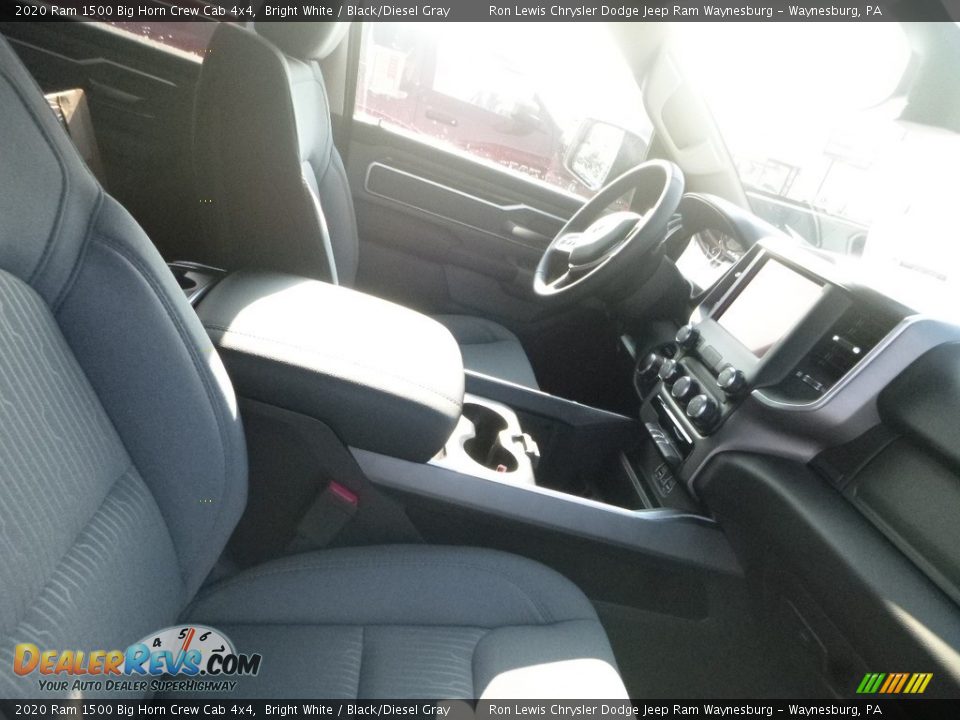 2020 Ram 1500 Big Horn Crew Cab 4x4 Bright White / Black/Diesel Gray Photo #9