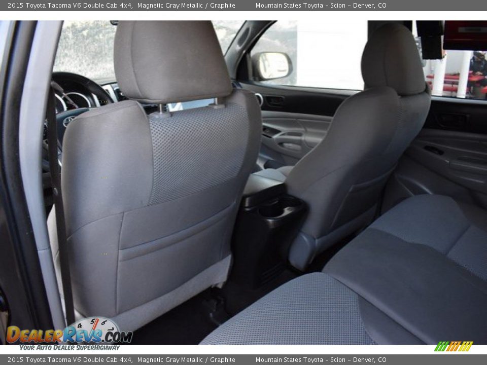 2015 Toyota Tacoma V6 Double Cab 4x4 Magnetic Gray Metallic / Graphite Photo #19