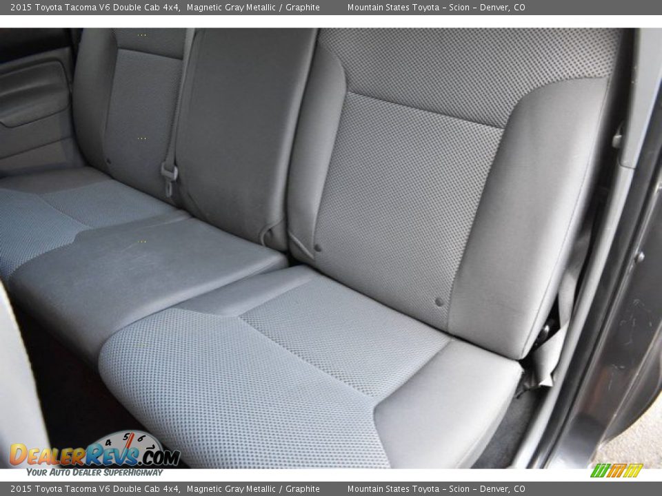 2015 Toyota Tacoma V6 Double Cab 4x4 Magnetic Gray Metallic / Graphite Photo #21