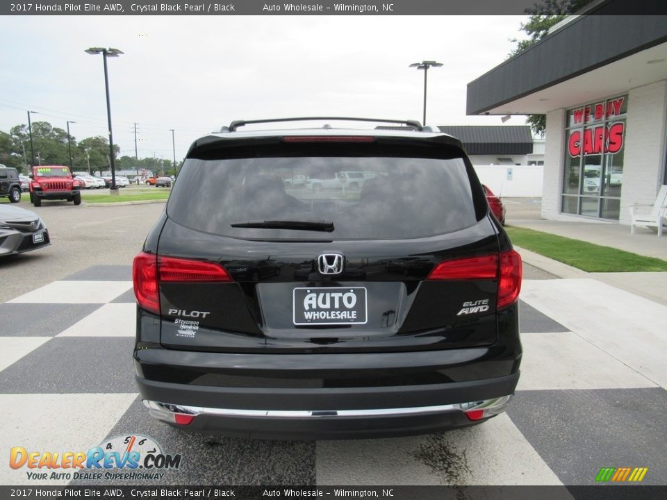 2017 Honda Pilot Elite AWD Crystal Black Pearl / Black Photo #4