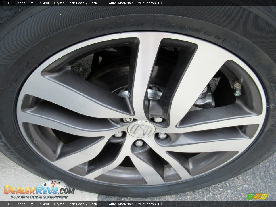 2017 Honda Pilot Elite AWD Crystal Black Pearl / Black Photo #7