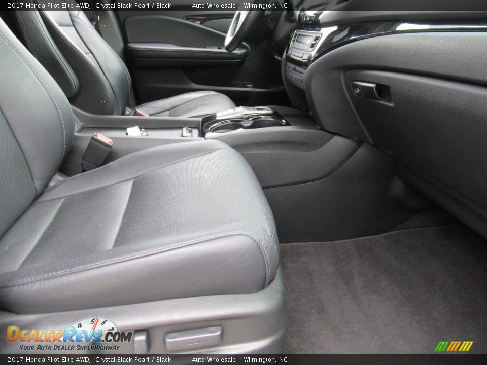 2017 Honda Pilot Elite AWD Crystal Black Pearl / Black Photo #11