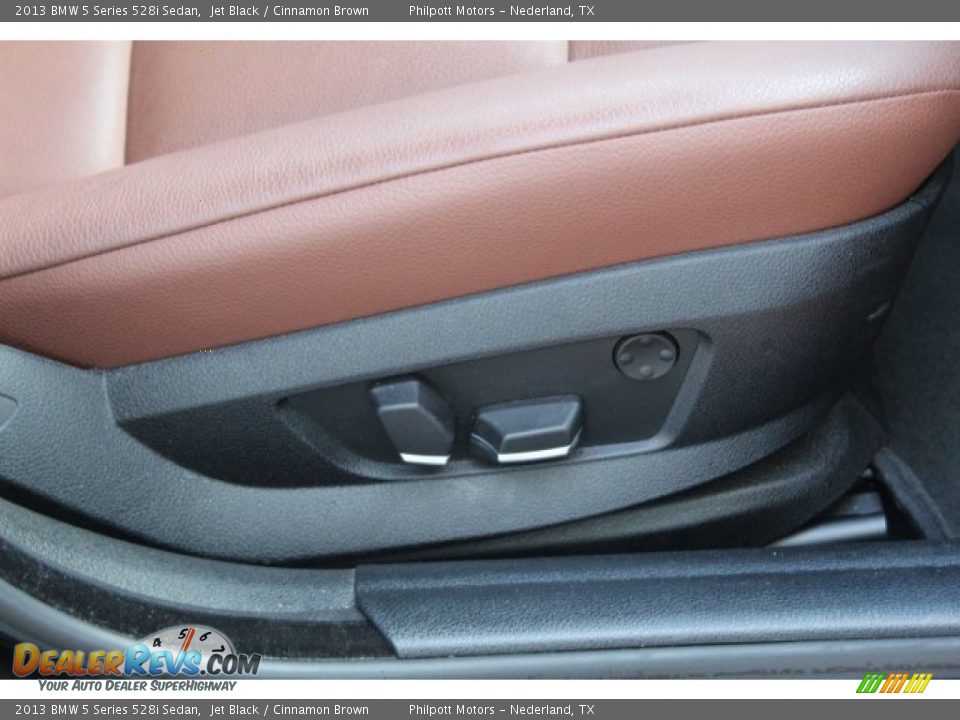 2013 BMW 5 Series 528i Sedan Jet Black / Cinnamon Brown Photo #34