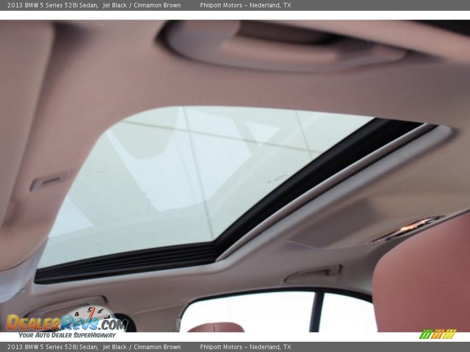 2013 BMW 5 Series 528i Sedan Jet Black / Cinnamon Brown Photo #35