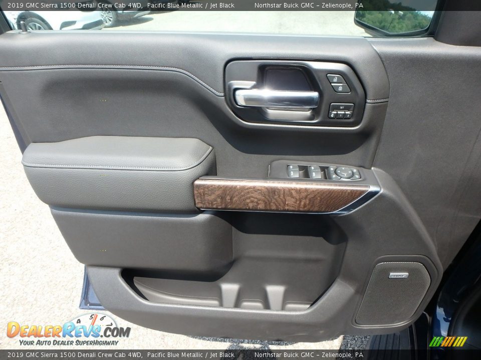 Door Panel of 2019 GMC Sierra 1500 Denali Crew Cab 4WD Photo #14