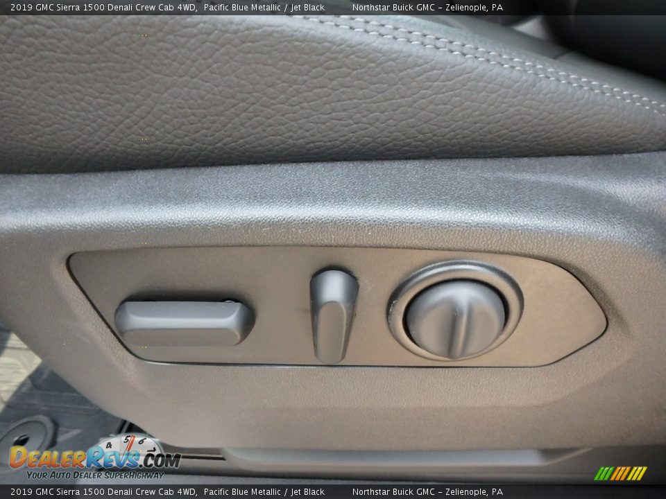 2019 GMC Sierra 1500 Denali Crew Cab 4WD Pacific Blue Metallic / Jet Black Photo #16