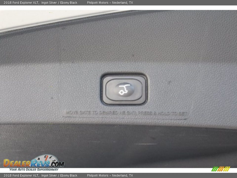 2018 Ford Explorer XLT Ingot Silver / Ebony Black Photo #25