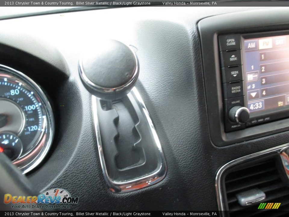 2013 Chrysler Town & Country Touring Billet Silver Metallic / Black/Light Graystone Photo #18
