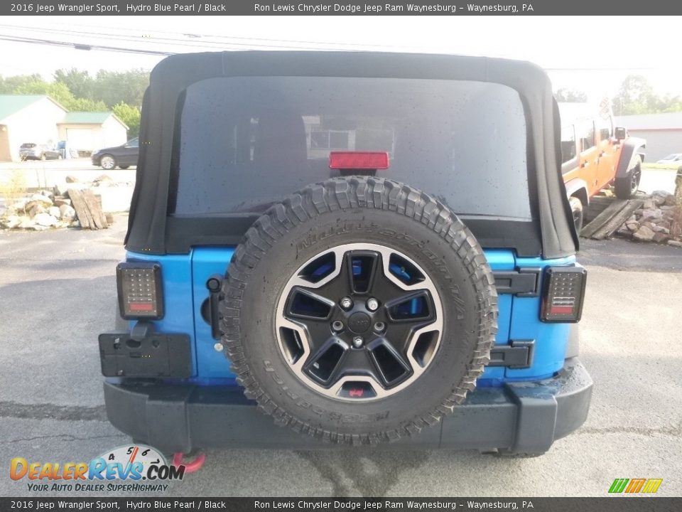 2016 Jeep Wrangler Sport Hydro Blue Pearl / Black Photo #4