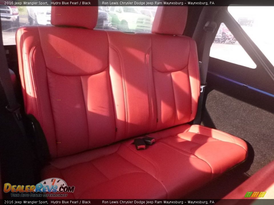 2016 Jeep Wrangler Sport Hydro Blue Pearl / Black Photo #12