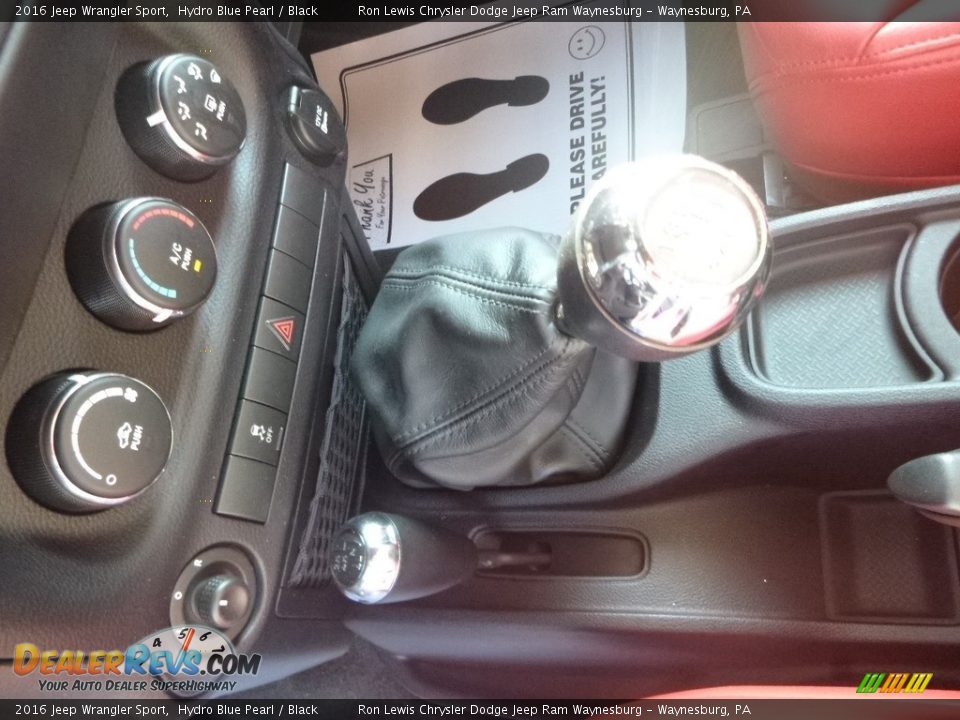 2016 Jeep Wrangler Sport Hydro Blue Pearl / Black Photo #20