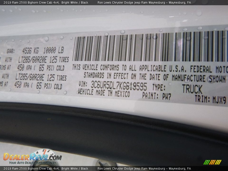 2019 Ram 2500 Bighorn Crew Cab 4x4 Bright White / Black Photo #17