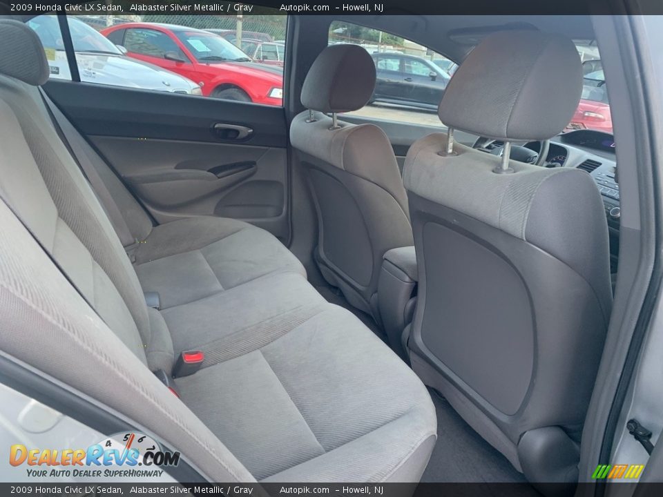 2009 Honda Civic LX Sedan Alabaster Silver Metallic / Gray Photo #12