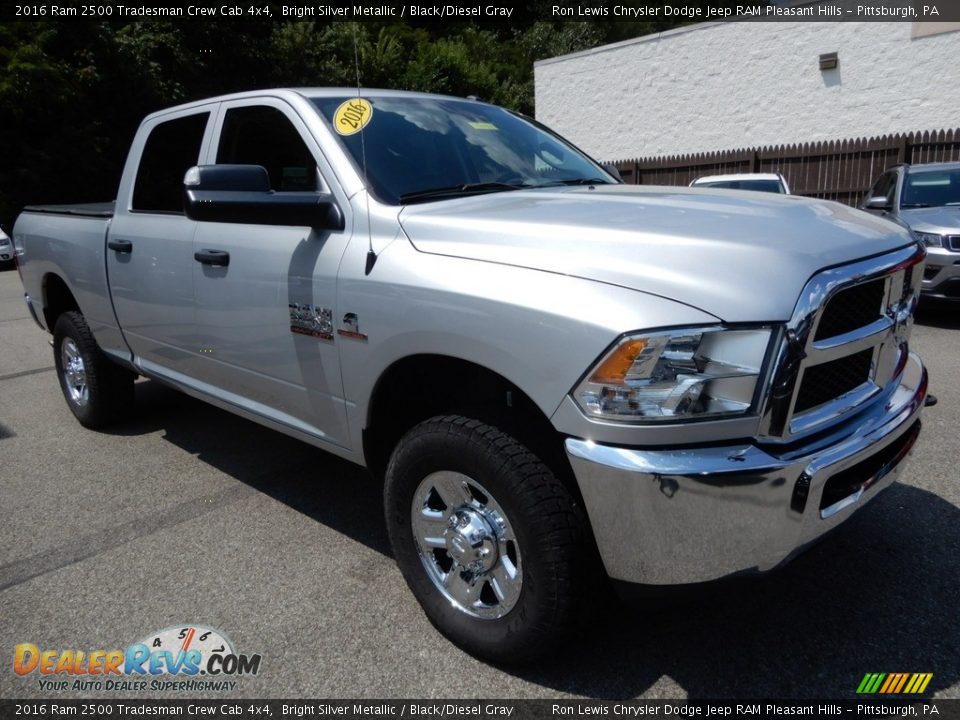 2016 Ram 2500 Tradesman Crew Cab 4x4 Bright Silver Metallic / Black/Diesel Gray Photo #8