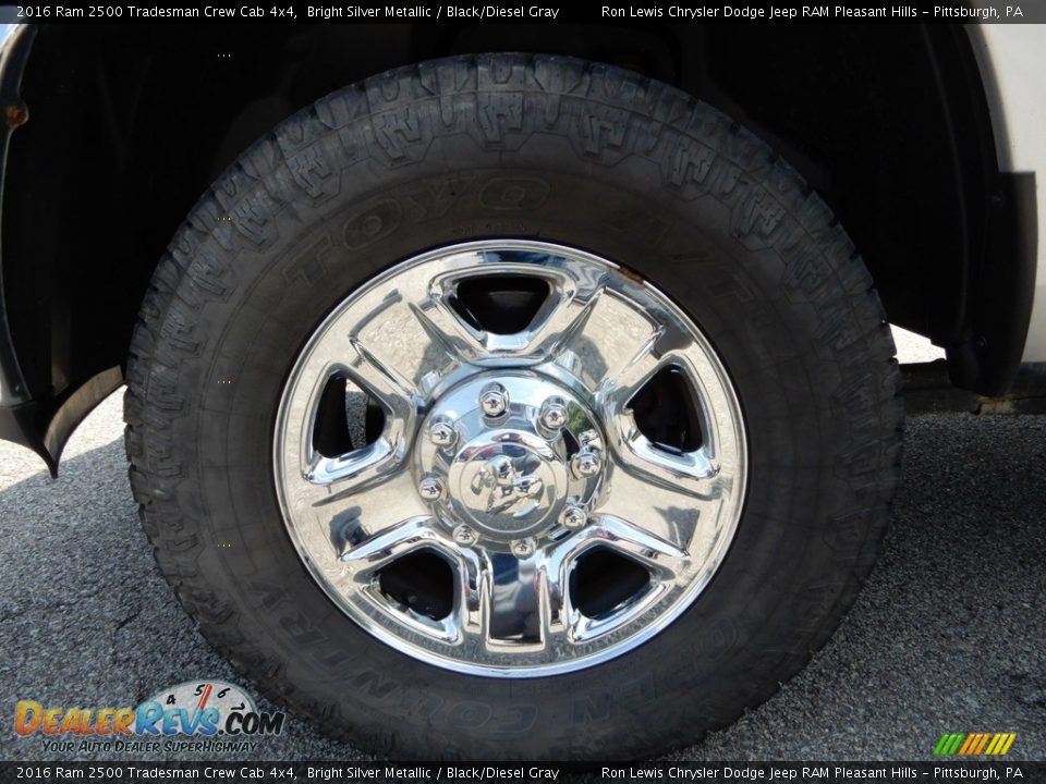 2016 Ram 2500 Tradesman Crew Cab 4x4 Bright Silver Metallic / Black/Diesel Gray Photo #10