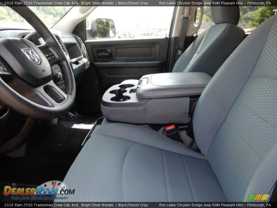 2016 Ram 2500 Tradesman Crew Cab 4x4 Bright Silver Metallic / Black/Diesel Gray Photo #11