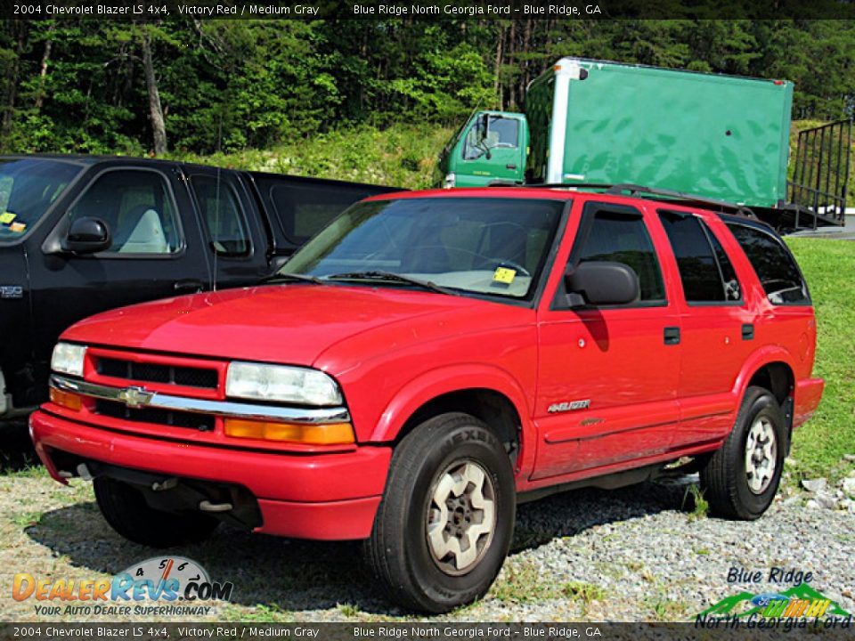 2004 Chevrolet Blazer LS 4x4 Victory Red / Medium Gray Photo #1