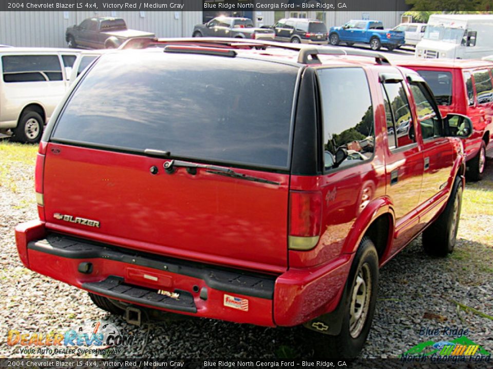 2004 Chevrolet Blazer LS 4x4 Victory Red / Medium Gray Photo #4