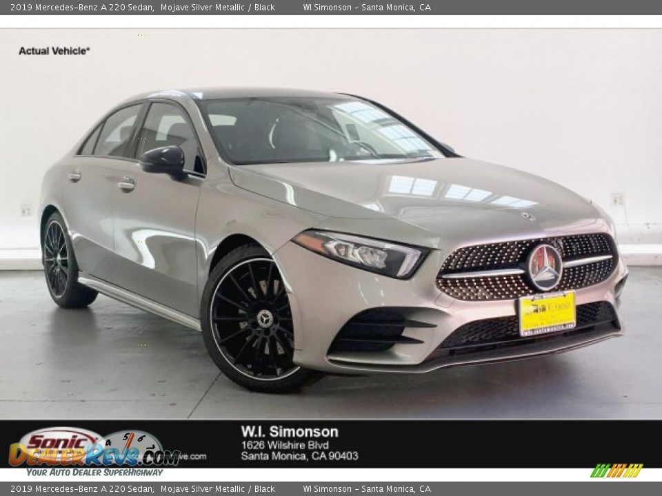 2019 Mercedes-Benz A 220 Sedan Mojave Silver Metallic / Black Photo #1