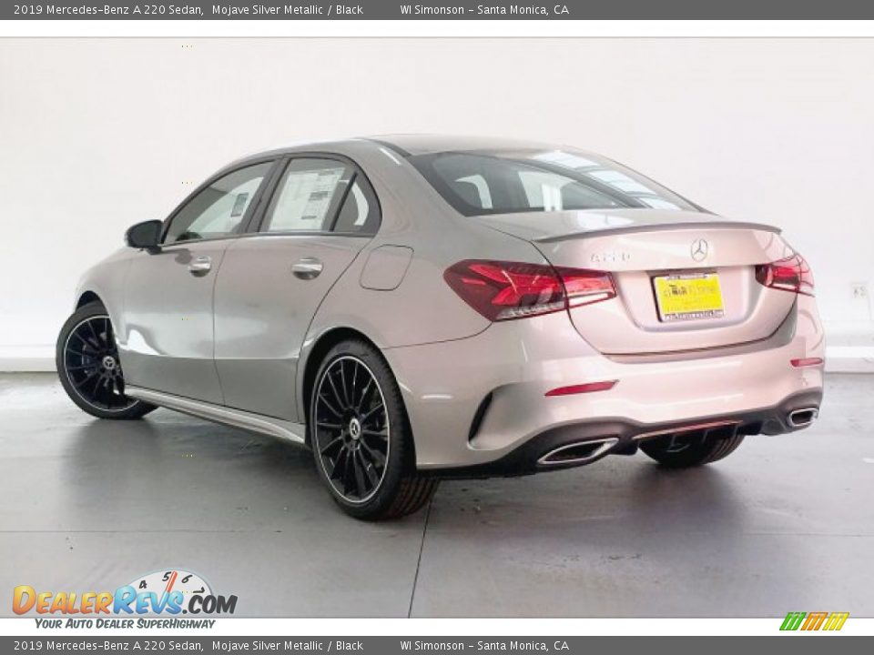 2019 Mercedes-Benz A 220 Sedan Mojave Silver Metallic / Black Photo #2