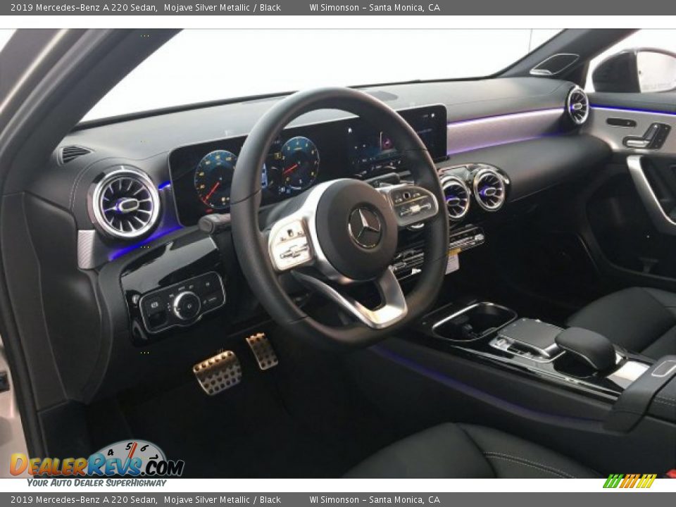 2019 Mercedes-Benz A 220 Sedan Mojave Silver Metallic / Black Photo #4