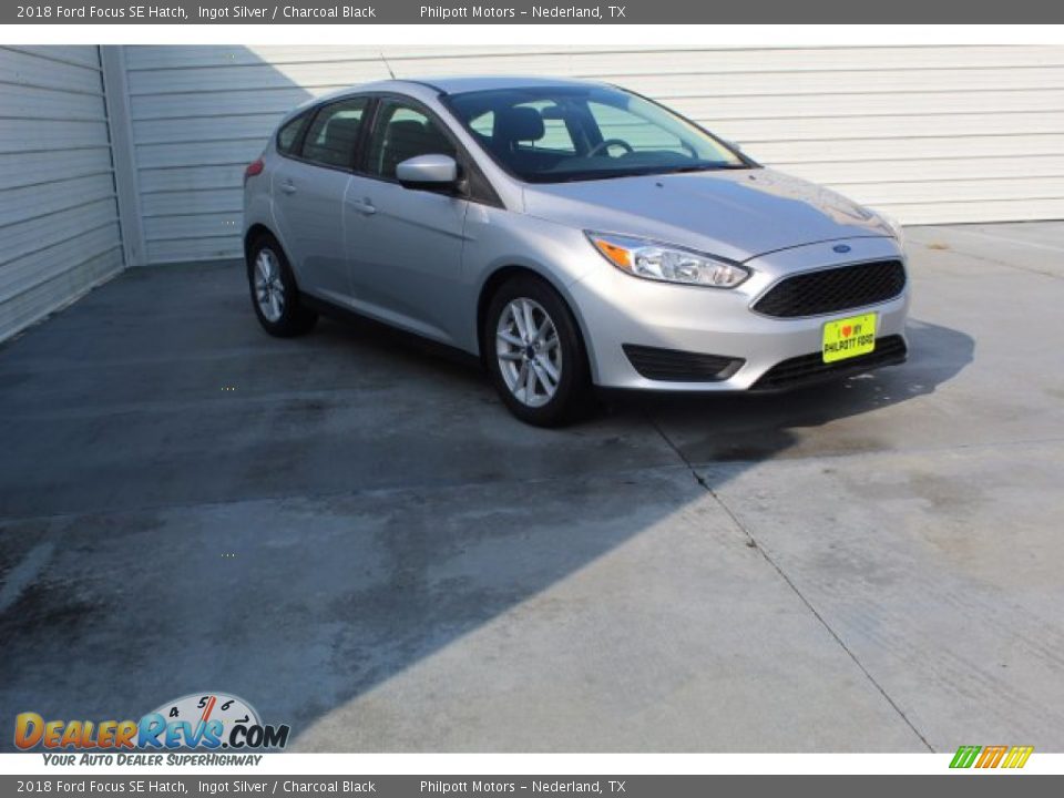 2018 Ford Focus SE Hatch Ingot Silver / Charcoal Black Photo #2