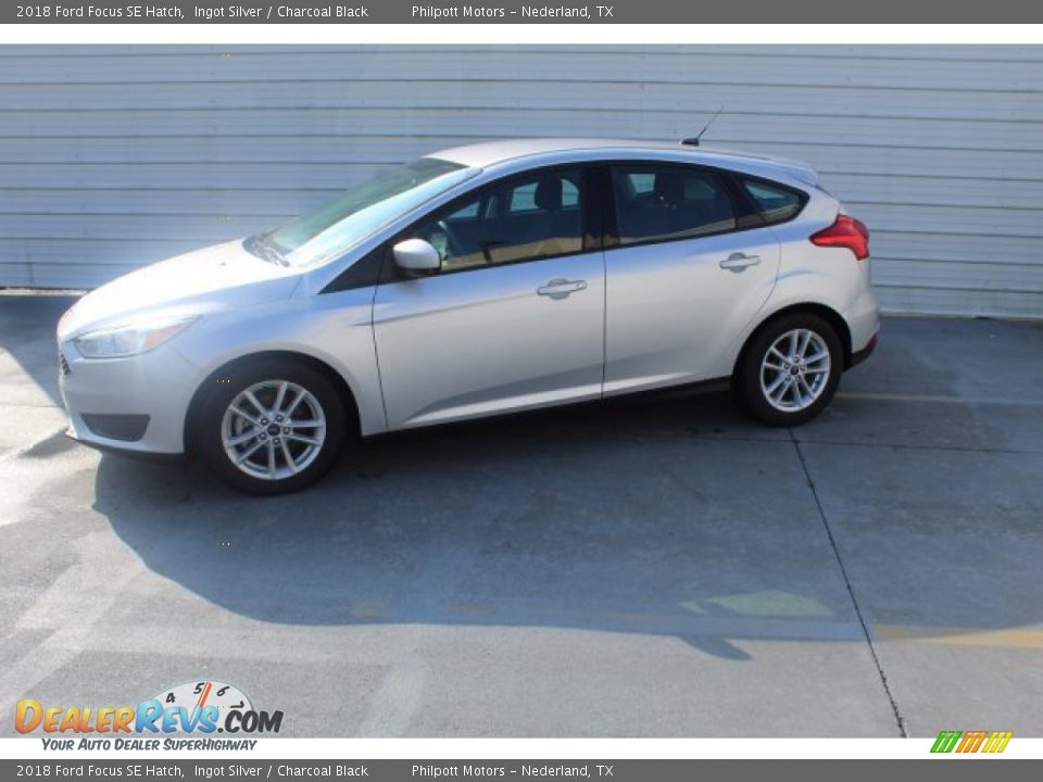 2018 Ford Focus SE Hatch Ingot Silver / Charcoal Black Photo #6