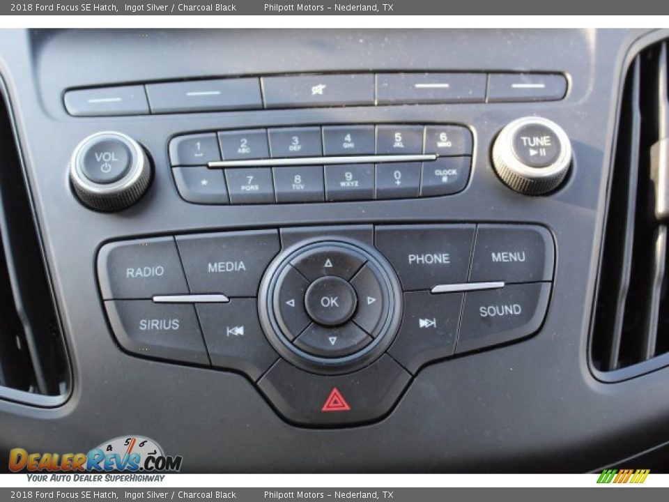 2018 Ford Focus SE Hatch Ingot Silver / Charcoal Black Photo #17