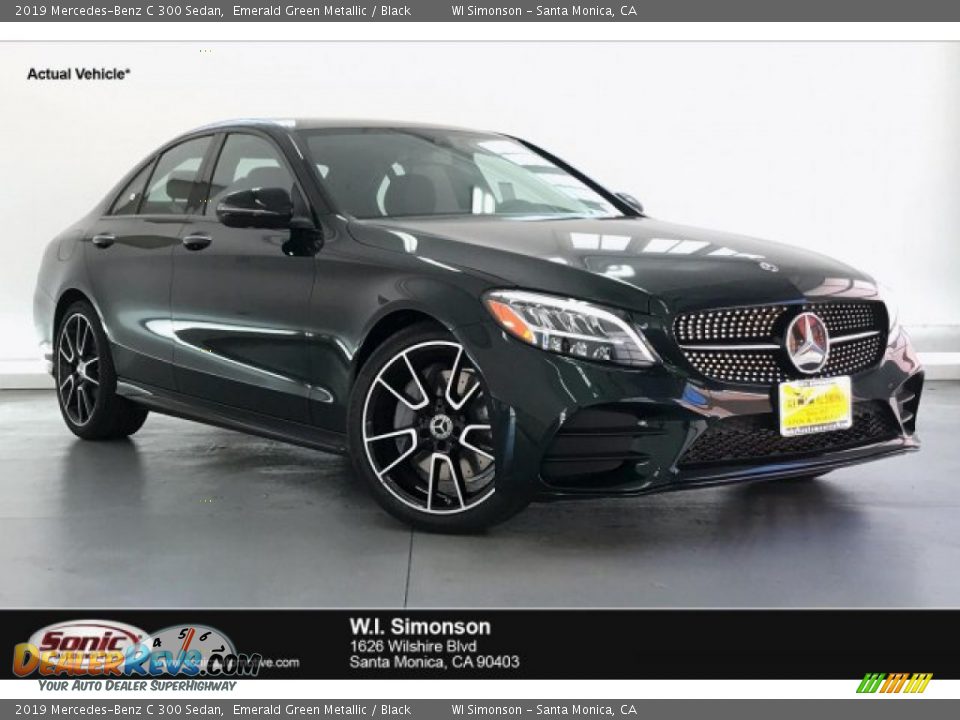 2019 Mercedes-Benz C 300 Sedan Emerald Green Metallic / Black Photo #1