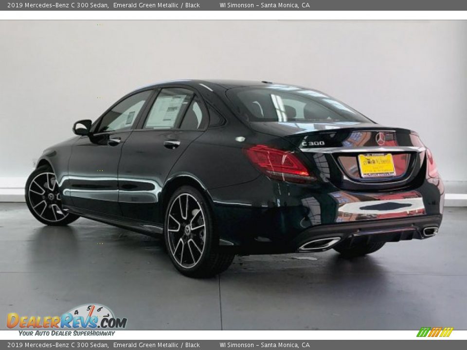 2019 Mercedes-Benz C 300 Sedan Emerald Green Metallic / Black Photo #2