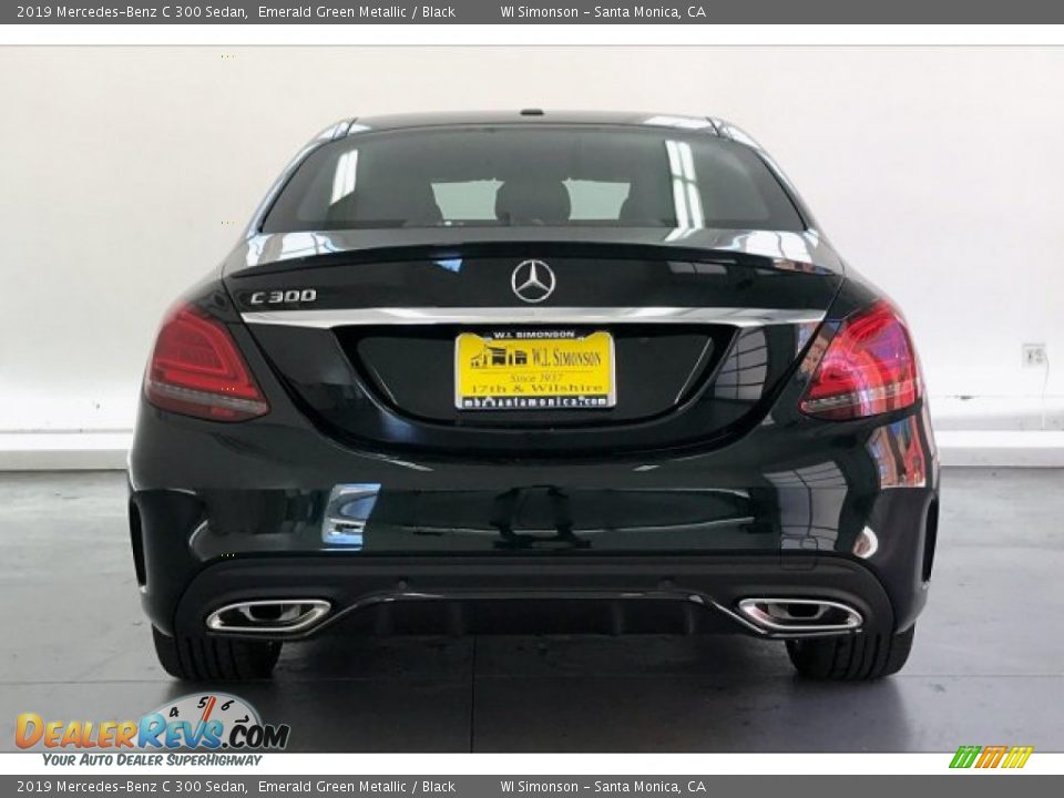 2019 Mercedes-Benz C 300 Sedan Emerald Green Metallic / Black Photo #3