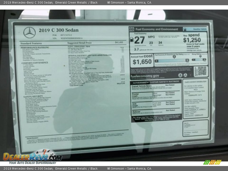 2019 Mercedes-Benz C 300 Sedan Emerald Green Metallic / Black Photo #10