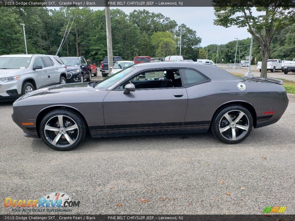 Granite Pearl 2019 Dodge Challenger SXT Photo #3