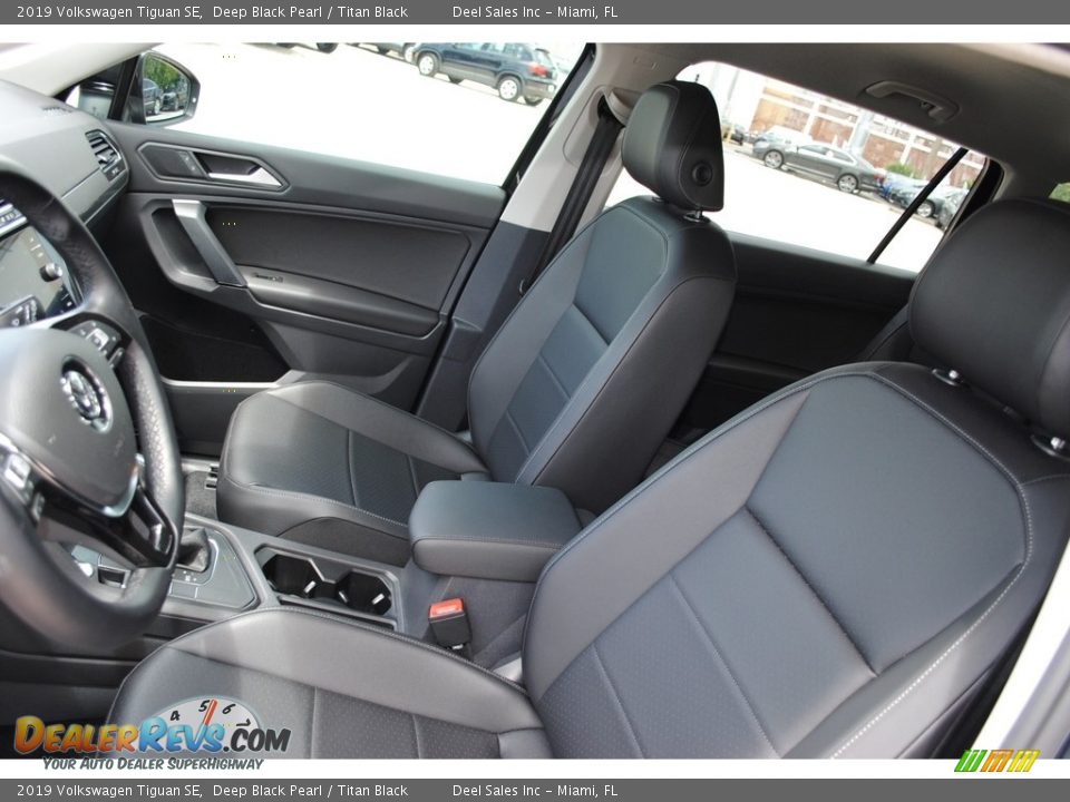 2019 Volkswagen Tiguan SE Deep Black Pearl / Titan Black Photo #12
